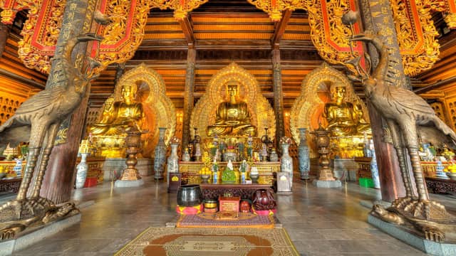 https://cms.wanderluststation.com/wp-content/uploads/2026/01/baidinh-pagoda-9.jpg